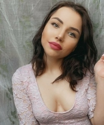 Надежда, 25